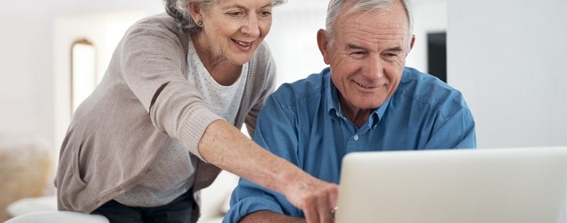 Personnes âgées sur Internet