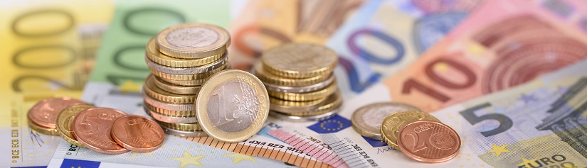 Des billets et des pièces d'euros