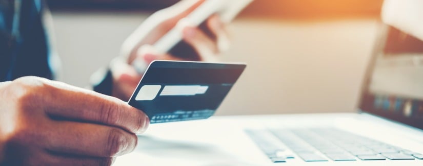 Ajout de la carte Revolut Visa dans le portefeuille numérique Apple Pay.