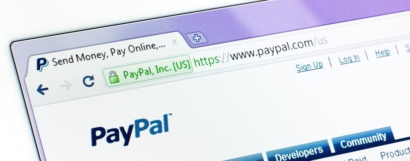 Page de démarrage de PayPal dans la fenêtre du navigateur avec l'adresse Internet en haut. 