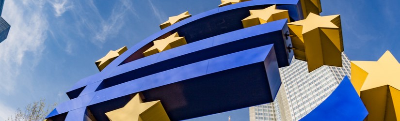 La Banque centrale européenne (BCE) est la banque centrale de l'euro et administre la politique monétaire de la zone euro à Francfort, en Allemagne.